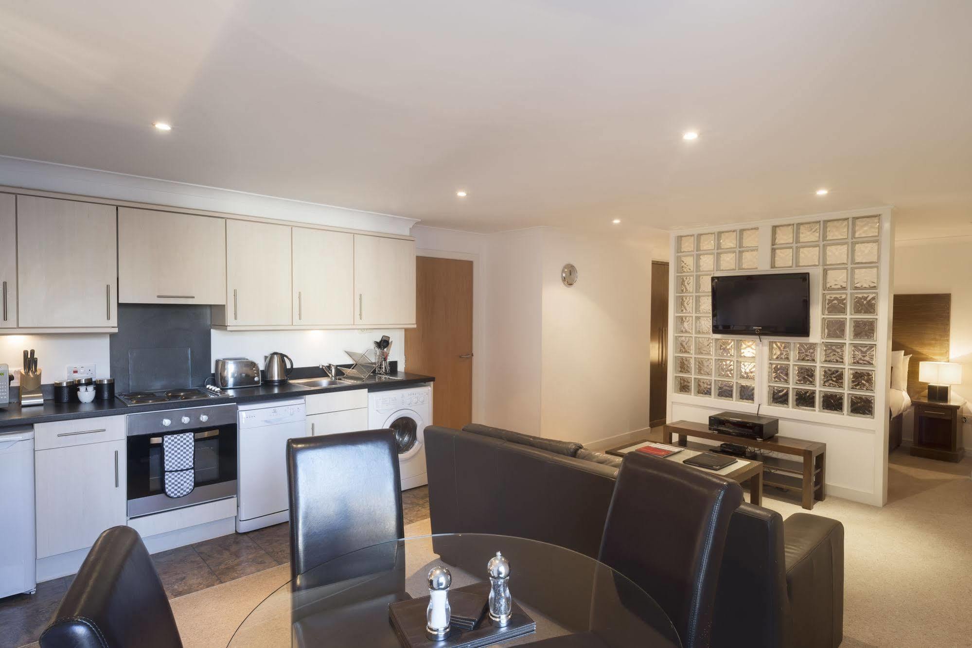 Fountain Court Apartments - Grove Executive Edinburgh Ngoại thất bức ảnh